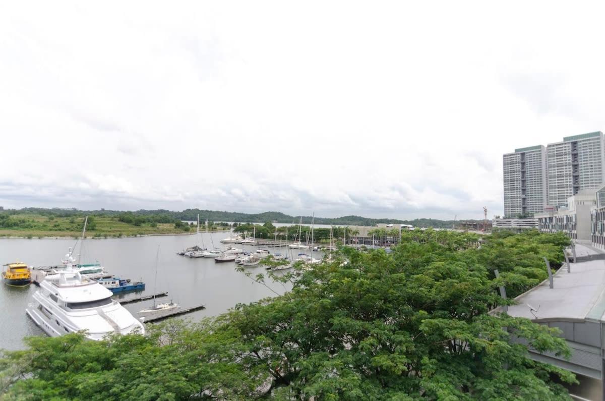 Lux 3Br Suite Puteri Harbour Near Legoland & Hello Kitty Nusajaya  Exterior photo